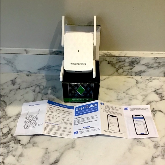 Wi-Fi Extender Signal Booster - Picture 2 of 5